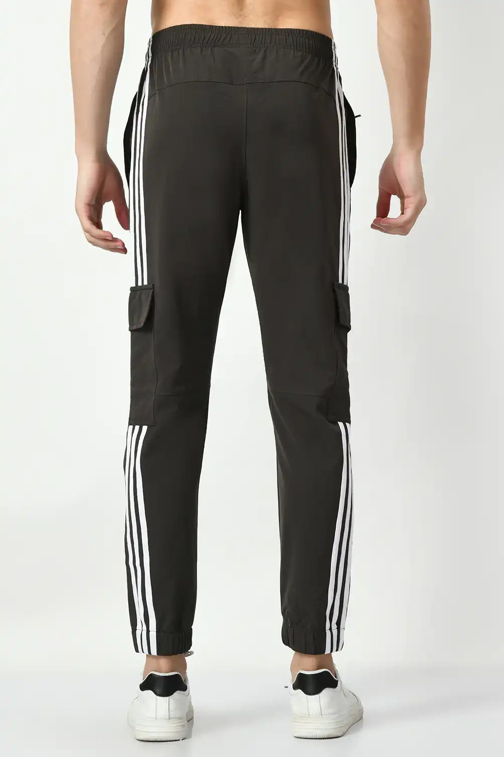 Buy adidas Men's Tiro 21 3/4 Pants Black in KSA -SSS